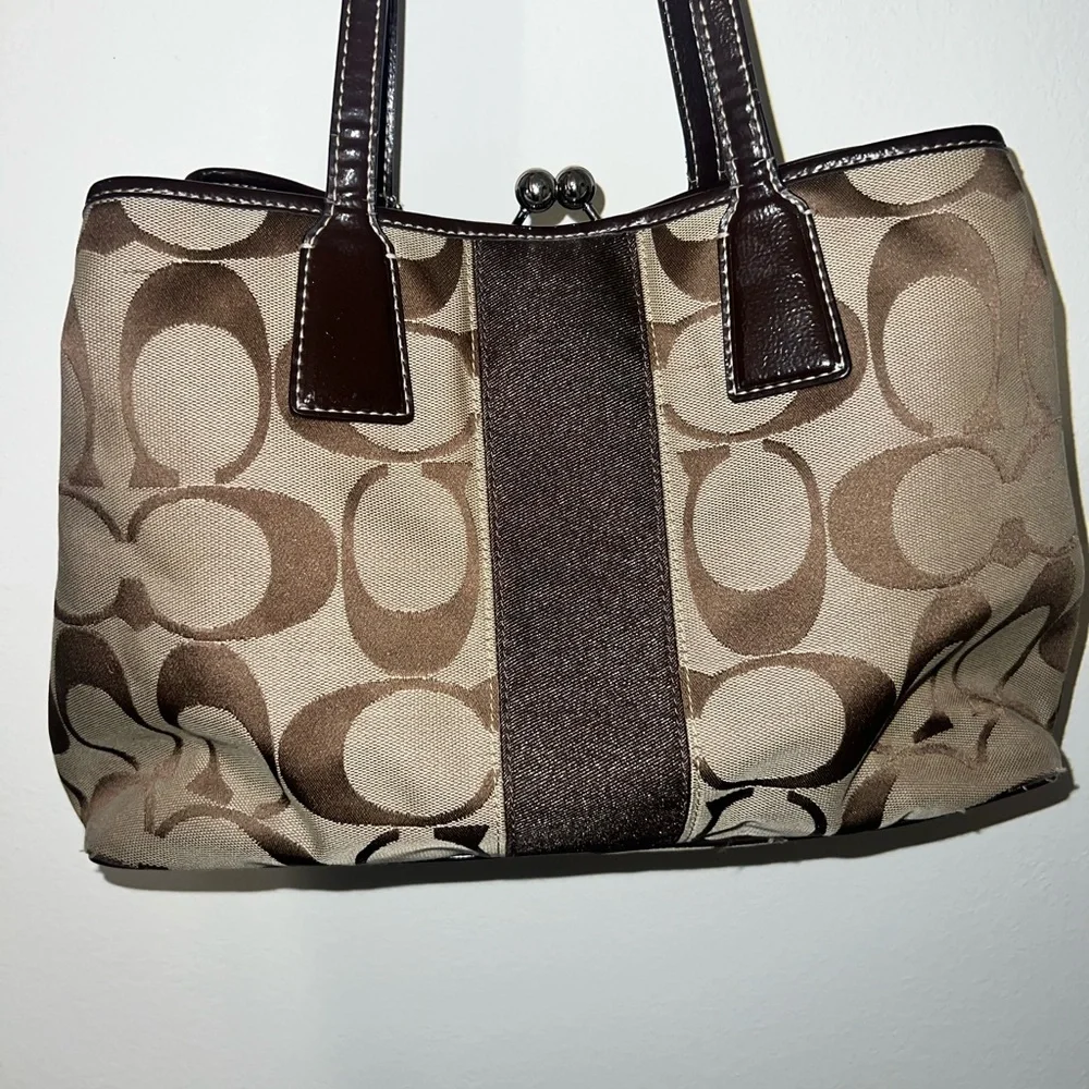 COACH Signature Canvas Tote Bag in Brown